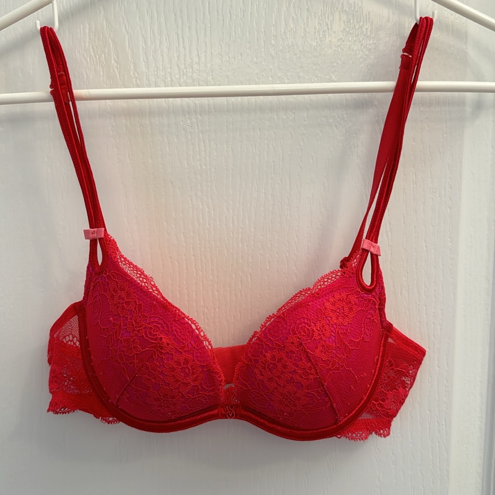Victoria's Secret Sexy Little Things Pink Push Up Bra Women's 34A